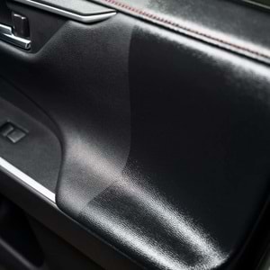 FRA-BER Brilliant Antistatik Konsol Ve İç Plastik Temizleyici Parlatıcı Vanilya Kokulu - 750 ml